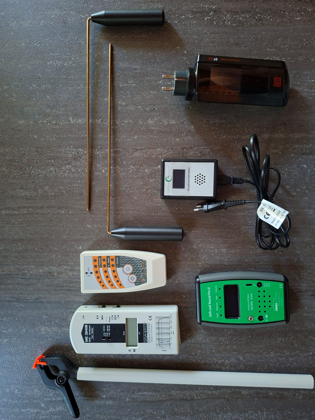 Les instruments utilisés pour les mesures électromagnétiques et telluriques
